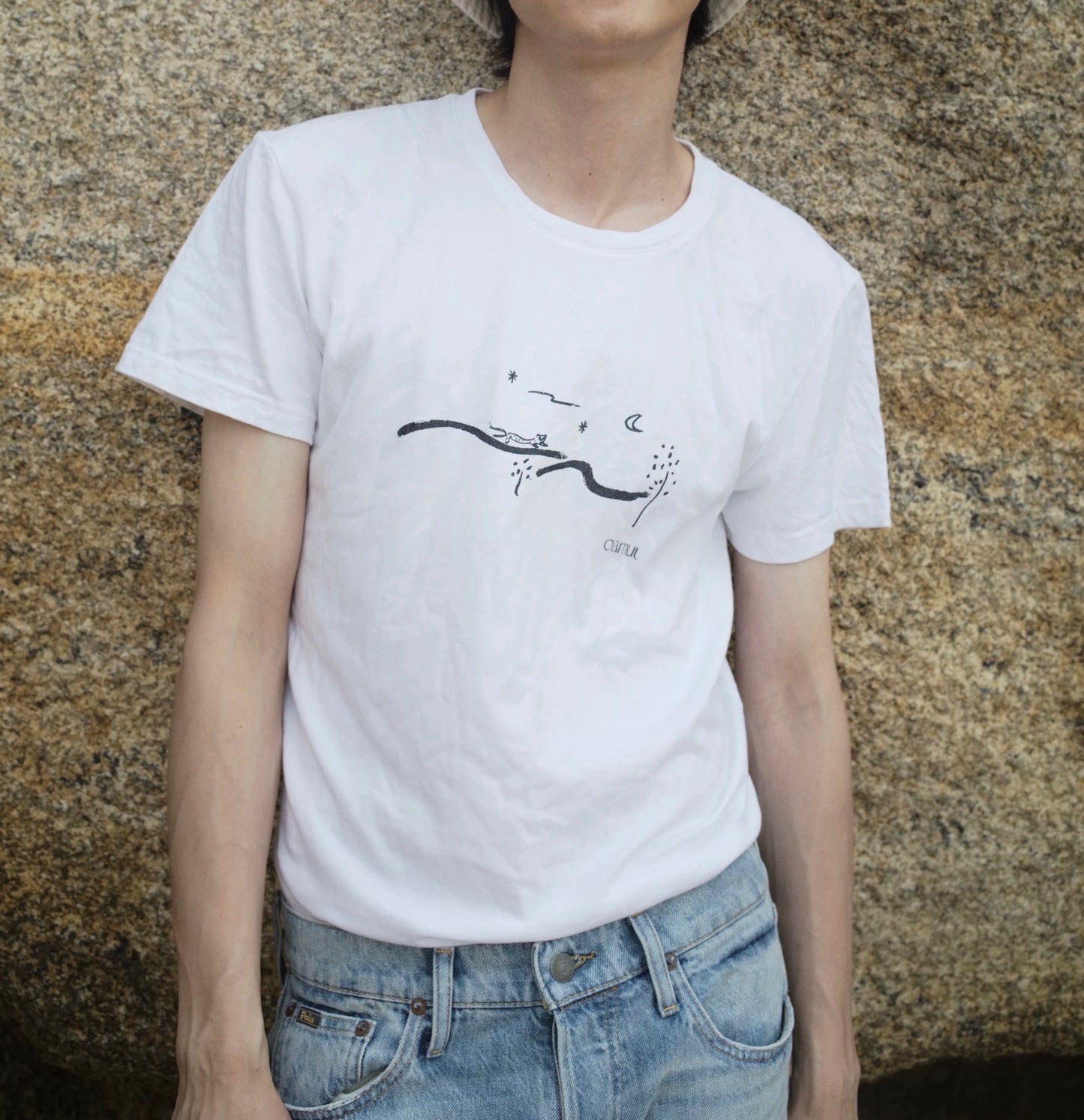 鹵貓 Oamul|「月光下的豹子」白色短袖T恤 Leopard Under the Moonlight White Tee